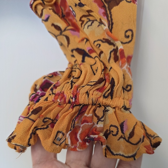 Anthropologie Floral Surplice Neck Blouse Ruffles Size Medium Yellow Red Cropped - Picture 10 of 12